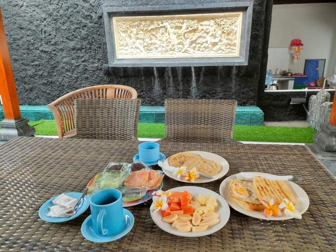 Dharma Homestay بادانجباى المظهر الخارجي الصورة